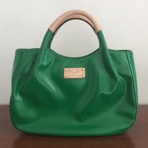 Kate Spade Handbag in Kelly Green, Like New!